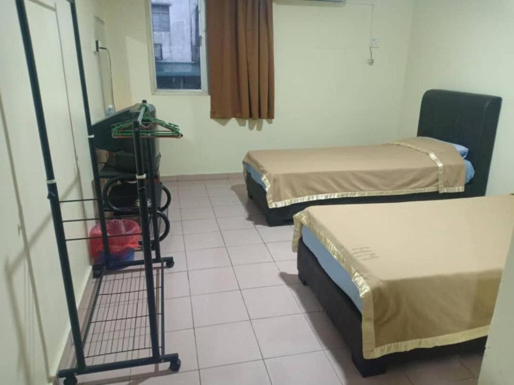 Oyo 90914 Hotel Mei Wah Kampong Selanchor Esterno foto
